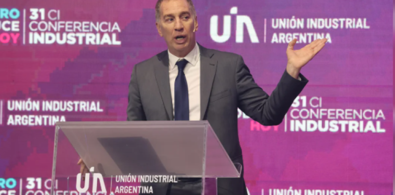 Santilli dijo en la UIA que el sector empresario es “central en el pasado, presente y futuro de la Argentina”