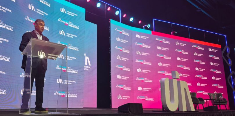 Jorge Macri pidió «devolverle al privado lo que es suyo” ante empresarios industriales