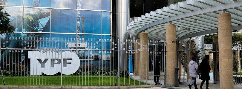 YPF: acreedores reclaman multas de hasta un millón de dólares diarios contra la Argentina