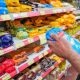 Tendencia a la baja: a cuánto cayó la confianza del consumidor en marzo
