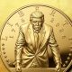 Controversia en EEUU por el lanzamiento de la moneda con el rostro de Trump