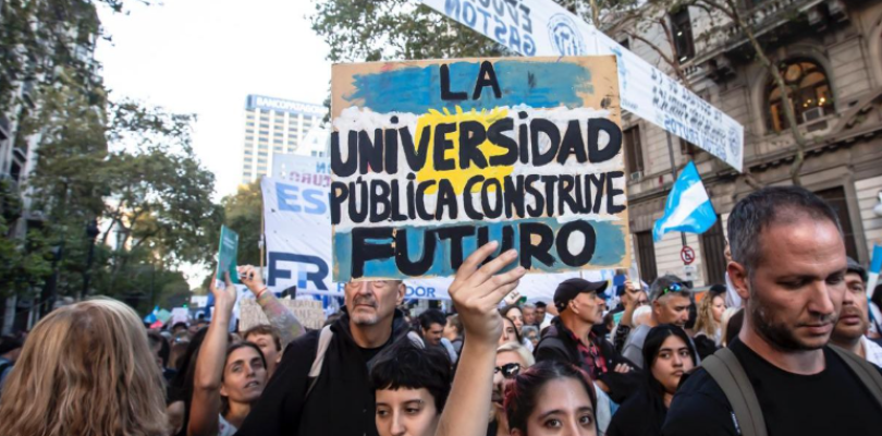 El massismo negó un ajuste educativo en su gestión y apuntó contra Milei: «La verdadera motosierra es la del Gobierno actual»