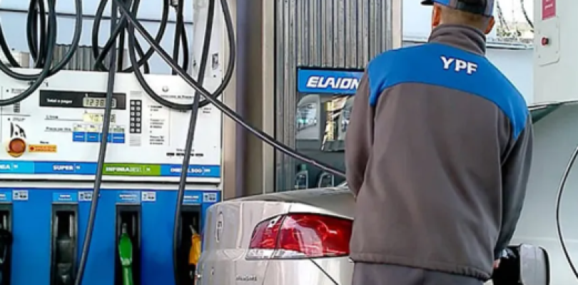 YPF aumentó 1% sus combustibles: cuánto tiempo más mantendrá estable el precio