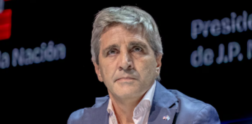 Caputo sale a captar $11 billones para refinanciar deuda