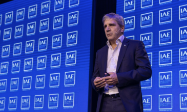 “La fiesta recién empieza”, dijo Luis Caputo al destacar el potencial de Vaca Muerta