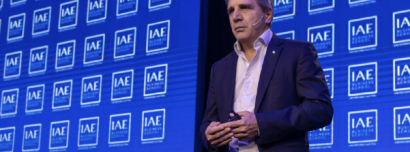 “La fiesta recién empieza”, dijo Luis Caputo al destacar el potencial de Vaca Muerta
