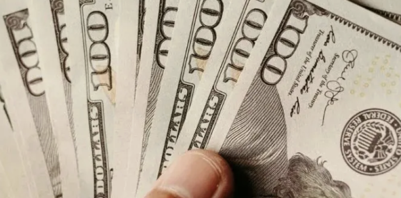 Flexibilizan restricciones para operar dólares financieros y habilitan excepciones para sociedades de Bolsa