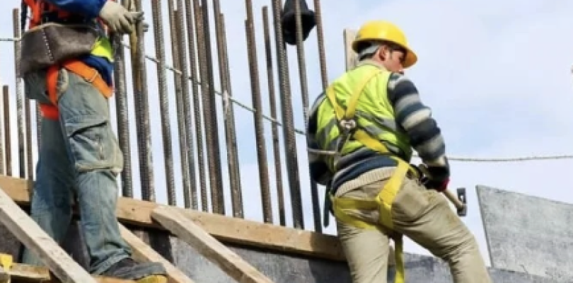 Según un informe privado, la inversión real cayó 6,2% en junio: el desempeño por sectores