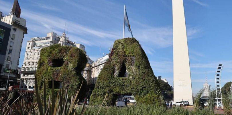 Qué significa que Moody’s haya elevado la nota de la Ciudad a B1 y cómo impacta en el acceso a financiamiento