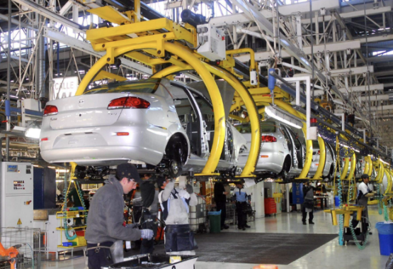 La producción automotriz cayó 16% en julio: cuánto retrocedió en lo que va del año