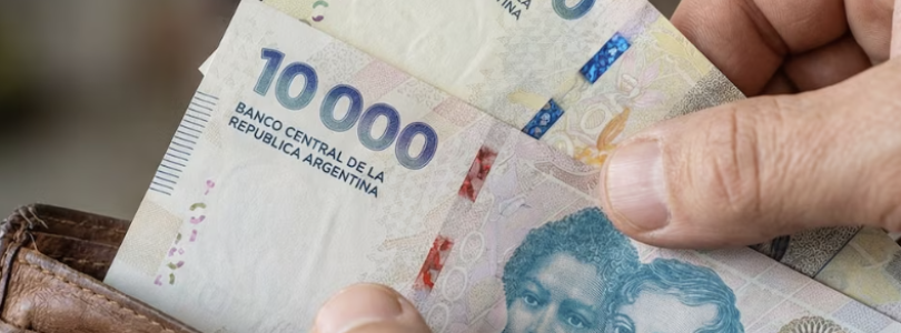 La clase media posterga las deudas bancarias para priorizar el alquiler y los gastos básicos, según un informe privado