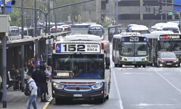 Rige el nuevo aumento para colectivos, trenes y subtes: cuánto cuesta viajar en el AMBA