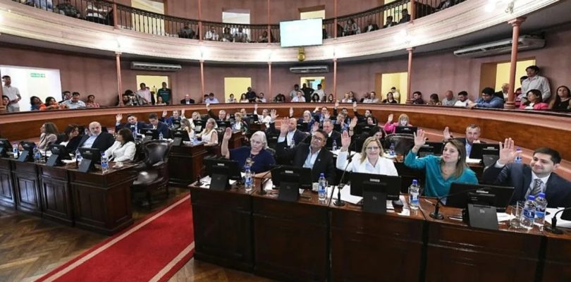 Jubilaciones de privilegio: cuánto se ahorra Entre Ríos tras la eliminación de las pensiones vitalicias a gobernadores