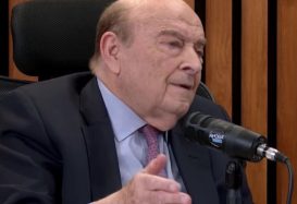 Cavallo cuestionó el rumbo económico del Gobierno y pidió liberar el mercado cambiario