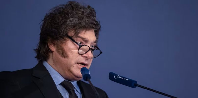 «Es un símbolo de intolerancia»: fuerte rechazo de la oposición al ataque de Milei contra periodistas
